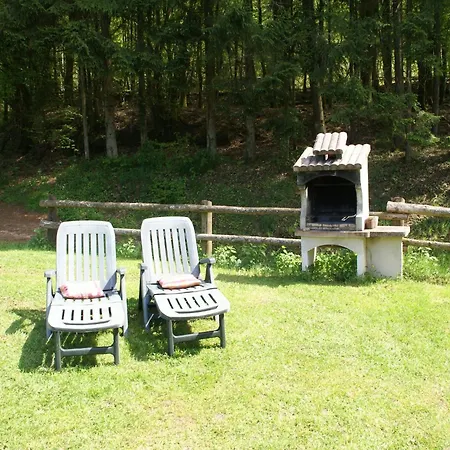 In Near Forest & Lakes Hébergement de vacances *