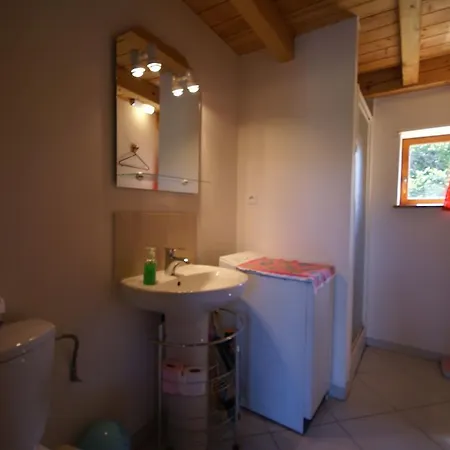 Holiday home Cosy With Garden In