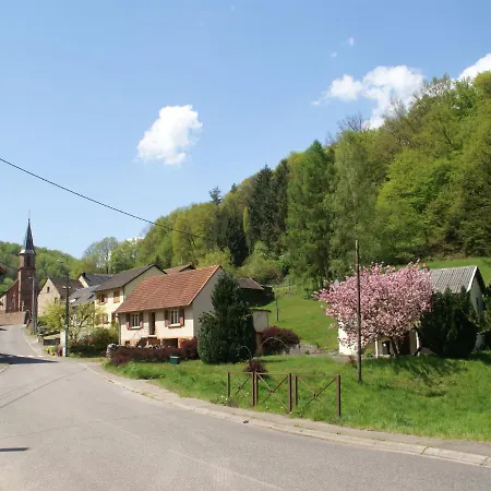 Cosy With Garden In * Walscheid
